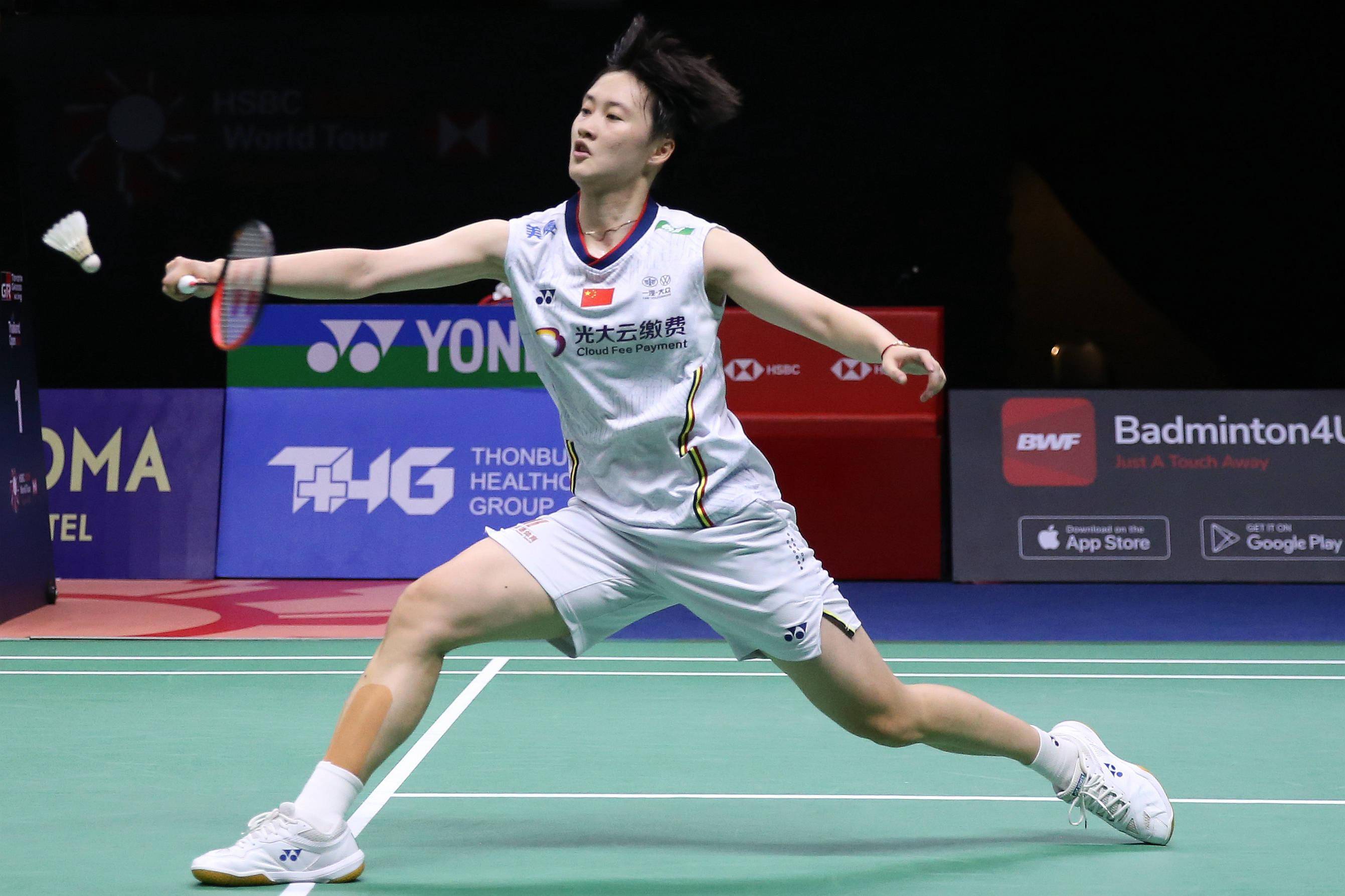 印度羽毛球队翻盘泰国羽毛球队，辛杜完成帽子戏法