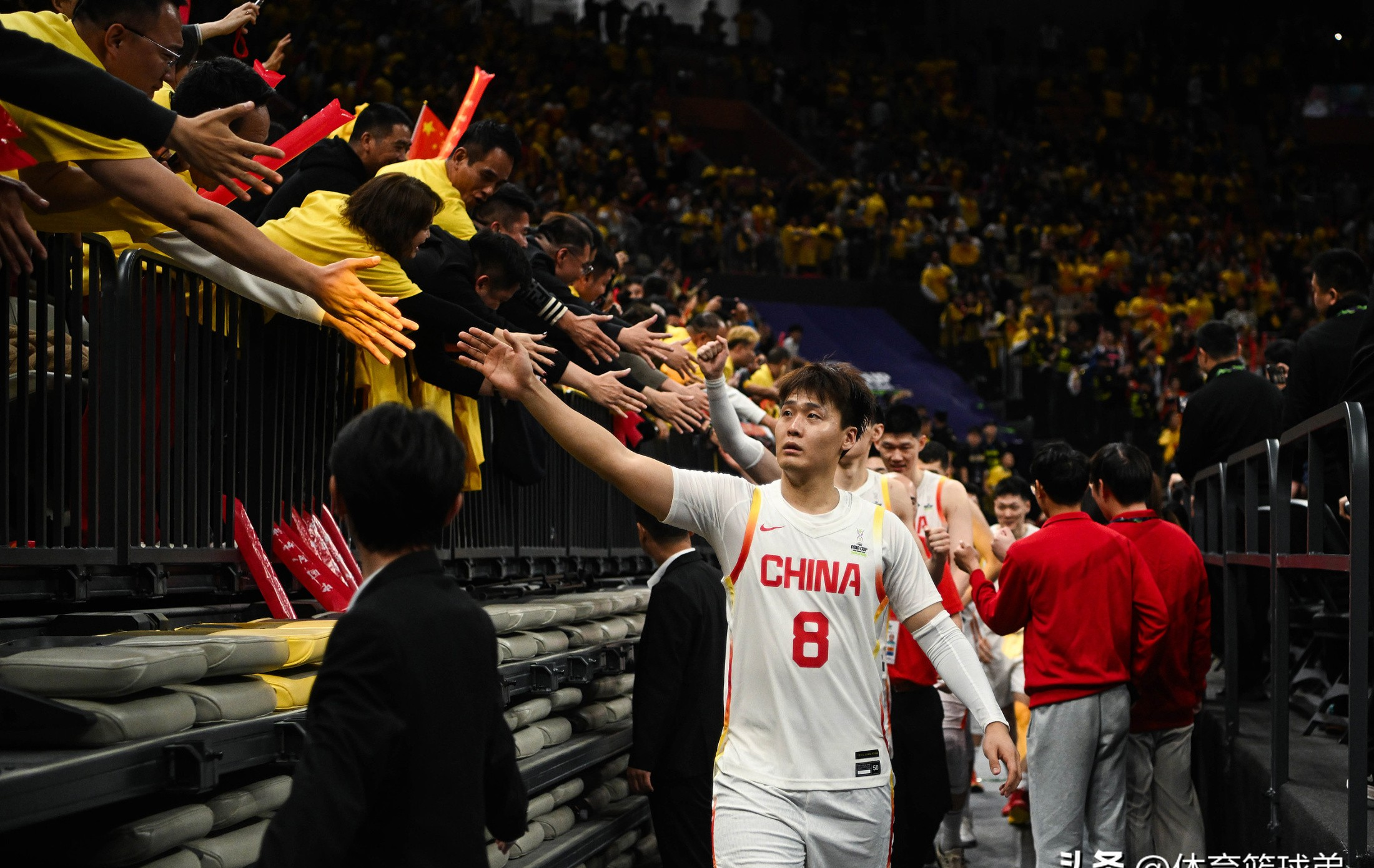 国际舞台!中超劲旅鏖战海外豪强 国际舞台!中超劲旅鏖战海外豪强